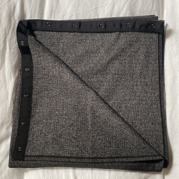 Lululemon Vinyasa Scarf! - Picture 2 of 3